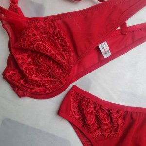 ست شورت و سوتین زنانه نوشه پوش مدل توری فنردار کد 444