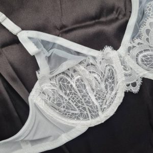 ست شورت و سوتین زنانه نوشه پوش مدل توری فنردار کد 444