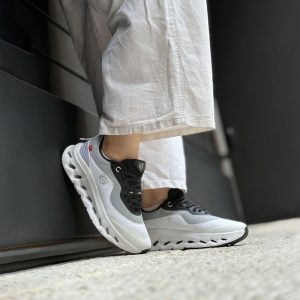 کفش رانینگ مدل cloud